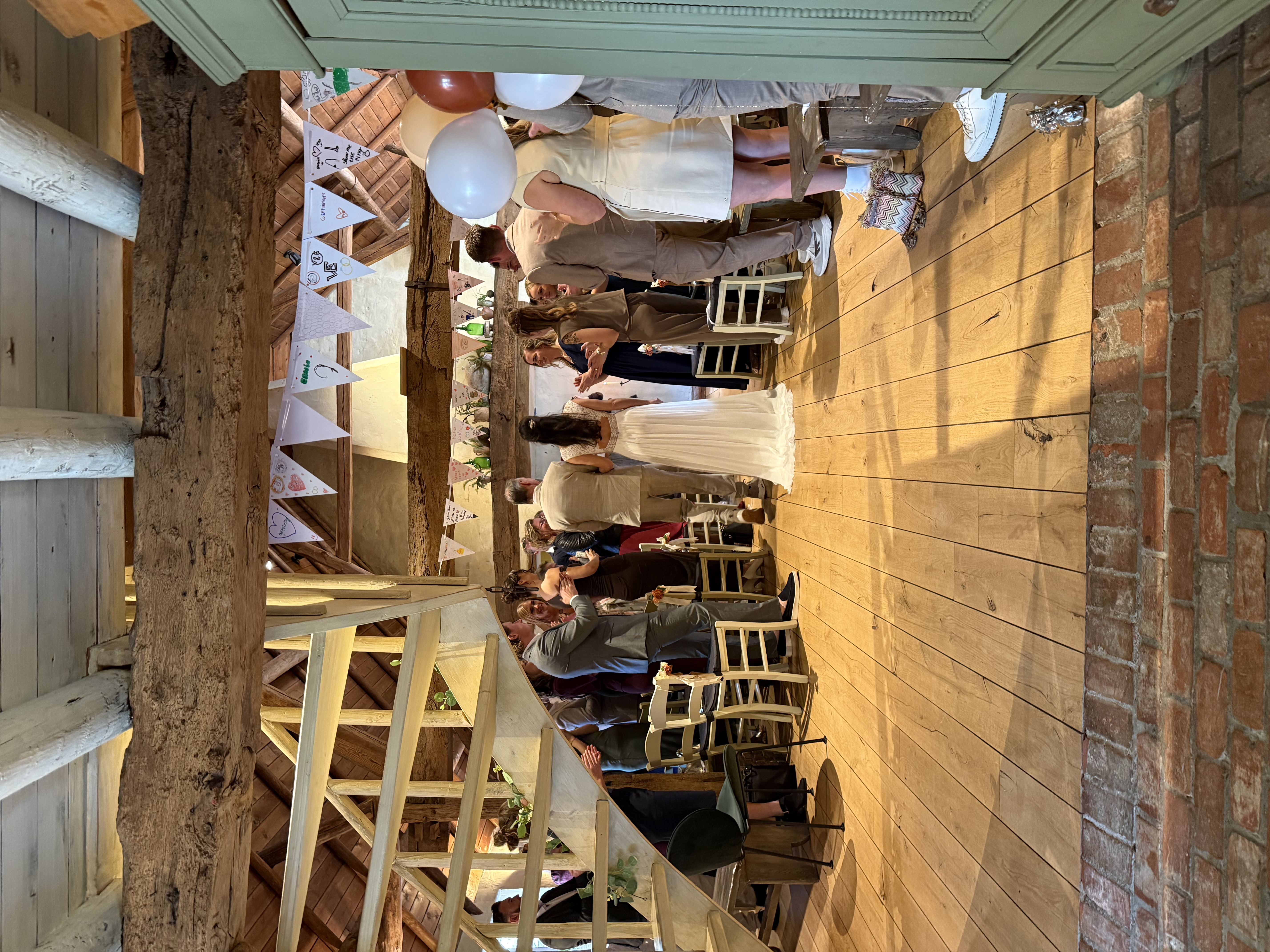 Trouwen / bruid lopend